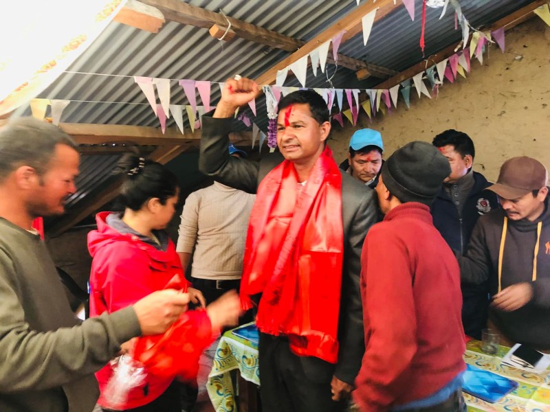 कांग्रेसका नगर सचिव माओवादी केन्द्रमा प्रवेश